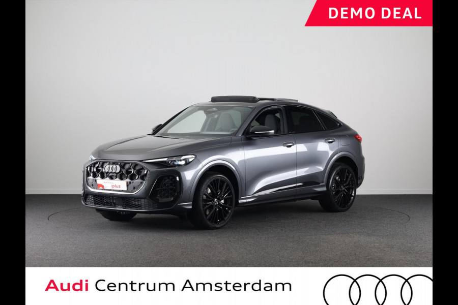 Audi Q5 Sportback 2.0 TFSI e-hybrid quattro S edition 299pk | Panoramadak | Elektrisch verstelbare voorstoelen | Trekhaak | 21 inch Lichtmetalen velgen Audi Q5 Sportback 2.0 TFSI e-hybrid quattro S edition 299pk | Panoramadak | Elektrisch verstelbare voorstoelen | Trekhaak | 21 inch Lichtmetalen velgen