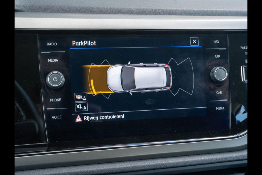 Volkswagen Polo 1.0 TSI Comfortline / Adaptive cuise / Navi / Park assist