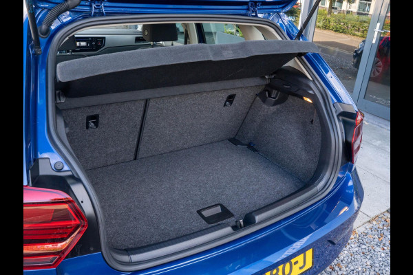 Volkswagen Polo 1.0 TSI Comfortline / Adaptive cuise / Navi / Park assist