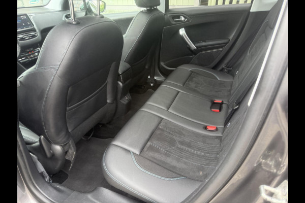 Peugeot 2008 1.2 110pk Aut. CrossWay Clima|Cruise|Navi|Panorama