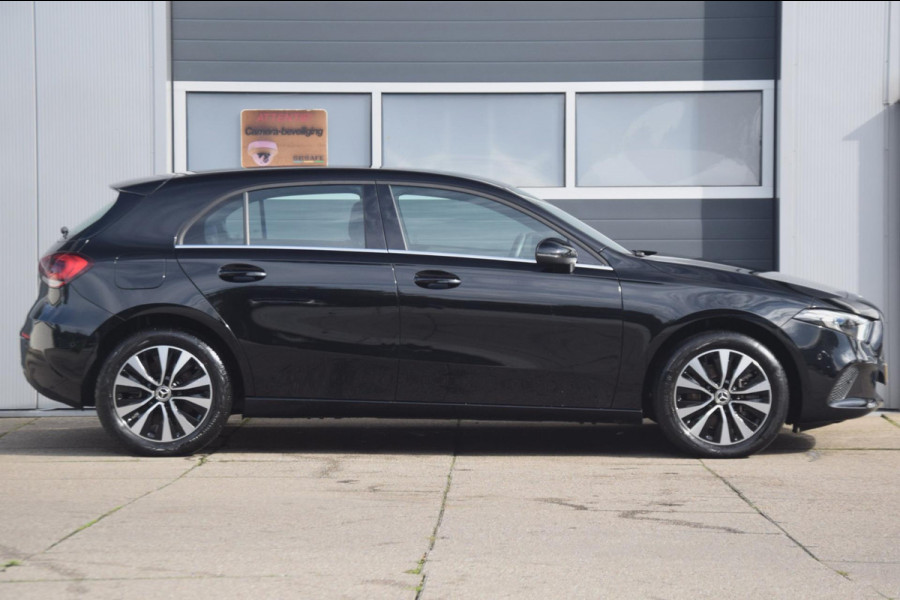 Mercedes-Benz A-Klasse 250 e Business Line