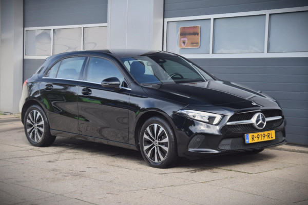 Mercedes-Benz A-Klasse 250 e Business Line