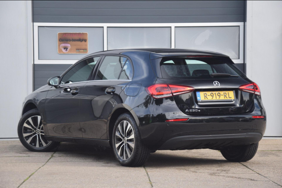 Mercedes-Benz A-Klasse 250 e Business Line