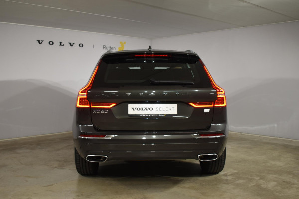 Volvo XC60 T6 340PK Automaat Plug-in Hybrid AWD Business Pro / Adaptive Cruise / Leer / Elektrische stoelen / Stoelverwarming / Stuurverwarming / Elektr. achterklep  / Achteruitrijcamera / Schuifdak