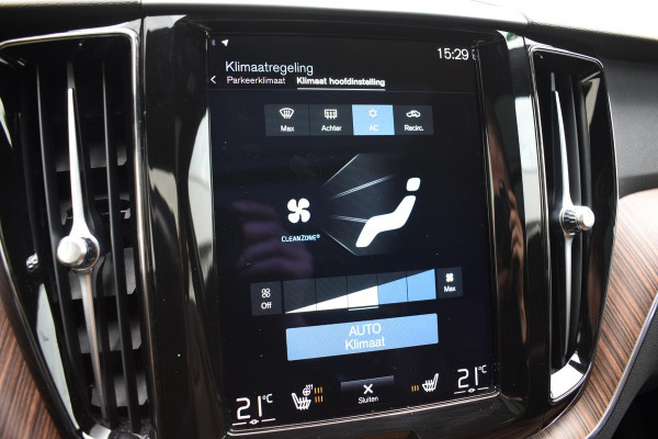 Volvo XC60 T6 340PK Automaat Plug-in Hybrid AWD Business Pro / Adaptive Cruise / Leer / Elektrische stoelen / Stoelverwarming / Stuurverwarming / Elektr. achterklep  / Achteruitrijcamera / Schuifdak