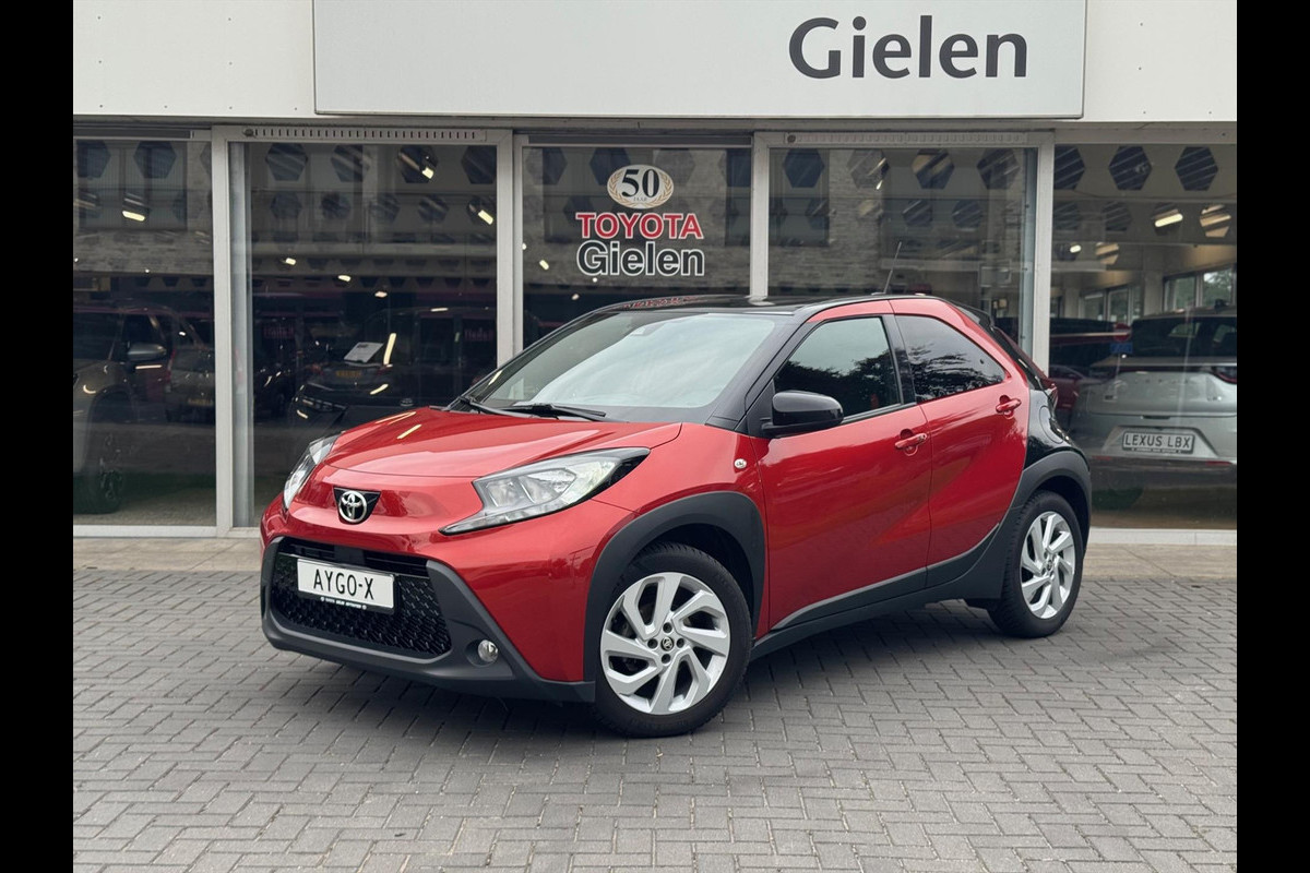 Toyota Aygo X 1.0 VVT-i Pulse Plus Bi-Tone | Keyless, Stoelverwarming, Apple CarPlay/Android Auto, Privacy glass