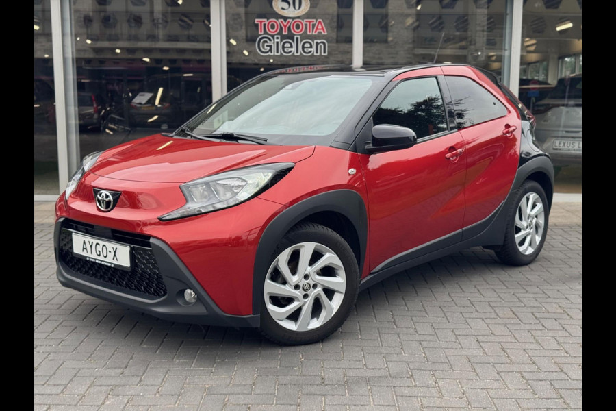 Toyota Aygo X 1.0 VVT-i Pulse Plus Bi-Tone | Keyless, Stoelverwarming, Apple CarPlay/Android Auto, Privacy glass