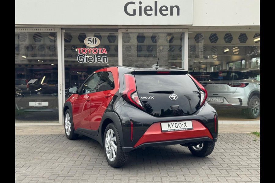 Toyota Aygo X 1.0 VVT-i Pulse Plus Bi-Tone | Keyless, Stoelverwarming, Apple CarPlay/Android Auto, Privacy glass