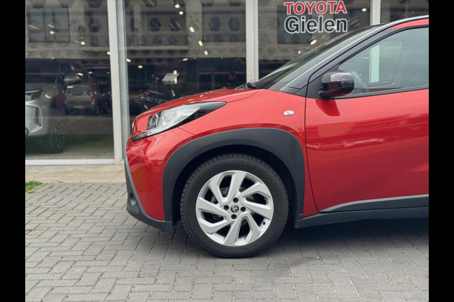 Toyota Aygo X 1.0 VVT-i Pulse Plus Bi-Tone | Keyless, Stoelverwarming, Apple CarPlay/Android Auto, Privacy glass