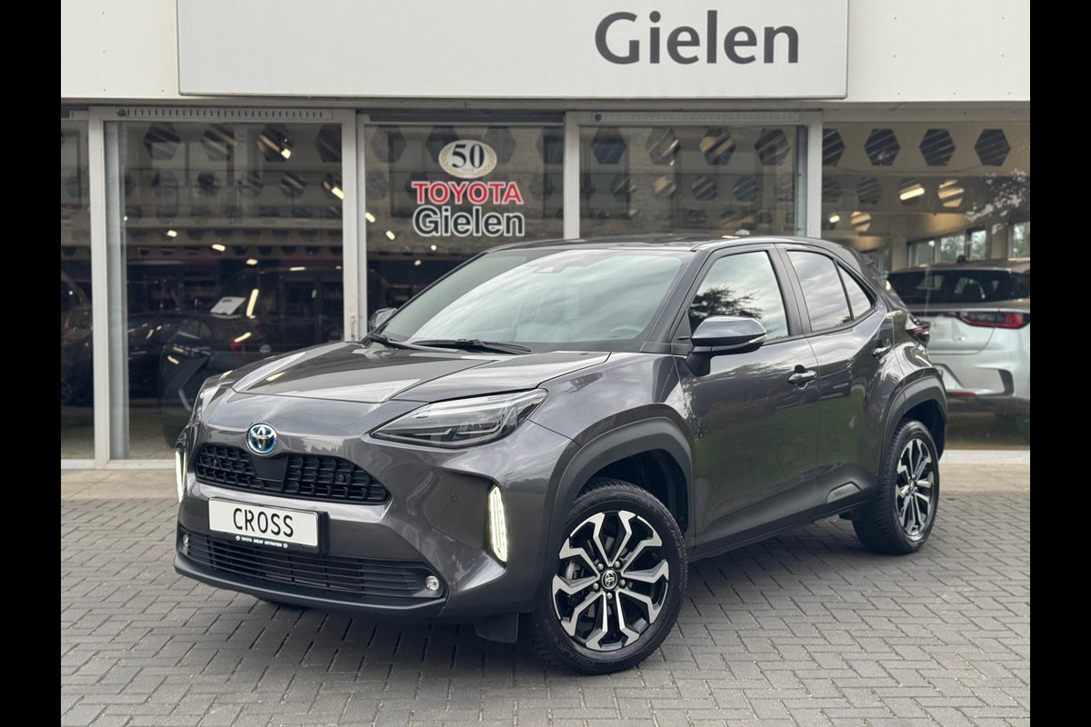 Toyota Yaris Cross 1.5 Hybrid Dynamic Plus | Trekhaak, Dodehoekherkenning, Parkeersensoren, Stoelverwarming, Smart connect, 17 inch, Keyless, LED