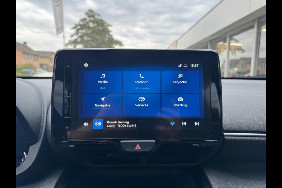 Toyota Yaris Cross 1.5 Hybrid Dynamic Plus | Trekhaak, Dodehoekherkenning, Parkeersensoren, Stoelverwarming, Smart connect, 17 inch, Keyless, LED