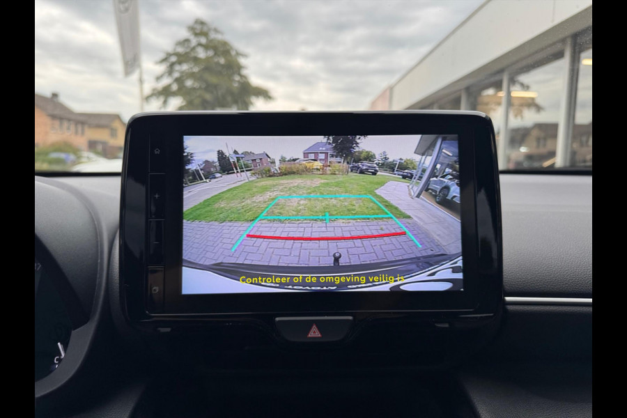 Toyota Yaris Cross 1.5 Hybrid Dynamic Plus | Trekhaak, Dodehoekherkenning, Parkeersensoren, Stoelverwarming, Smart connect, 17 inch, Keyless, LED