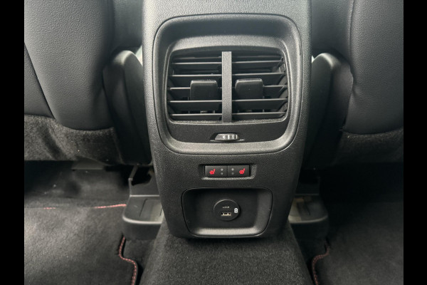 Ford Kuga 1.5 EcoBoost ST-Line X 150pk | Driver Assistance Pack | Winterpack | Technology pack | Wegklapbare Trekhaak  | 1.800kg Trekgewicht