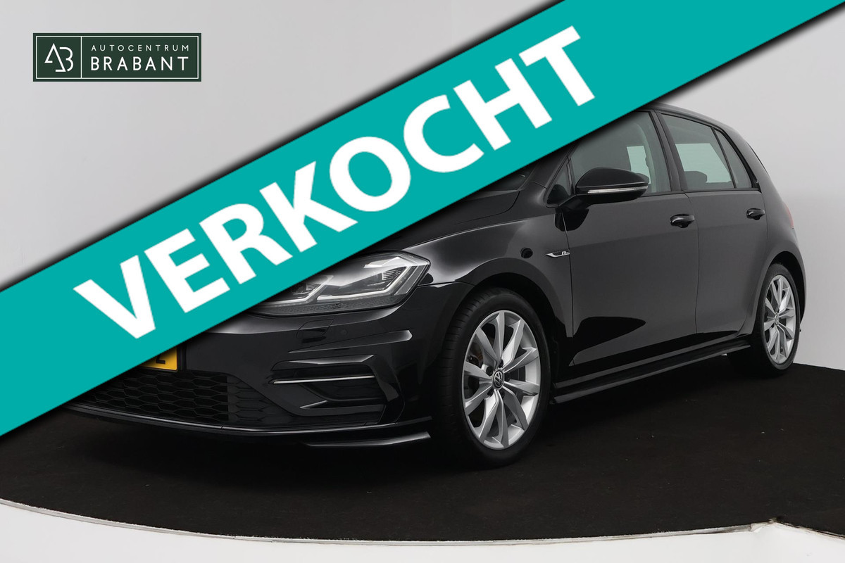 Volkswagen Golf 1.5 TSI Highline Business R (NAVIGATIE, LED, STOELVERWARMING, CLIMA, PARKEERSENSOREN)