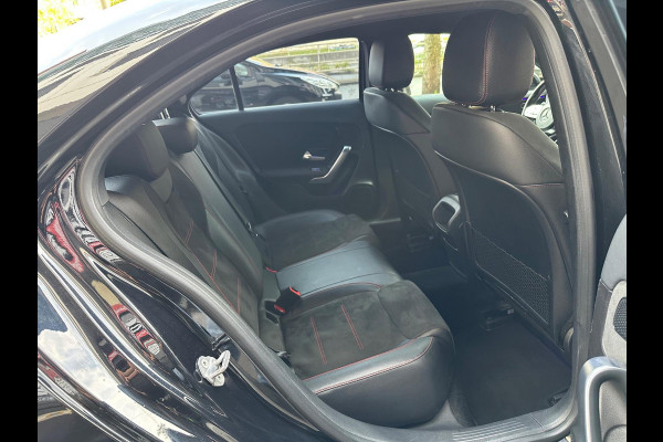 Mercedes-Benz A-Klasse 200 AMG Automaat Sfeerverlichting Inclusief BTW