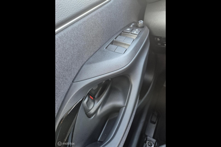 Toyota Yaris Cross 1.5 Hybrid 130 Teamplayer Winter+Safetypack