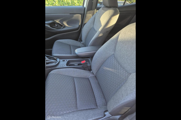 Toyota Yaris Cross 1.5 Hybrid 130 Teamplayer Winter+Safetypack
