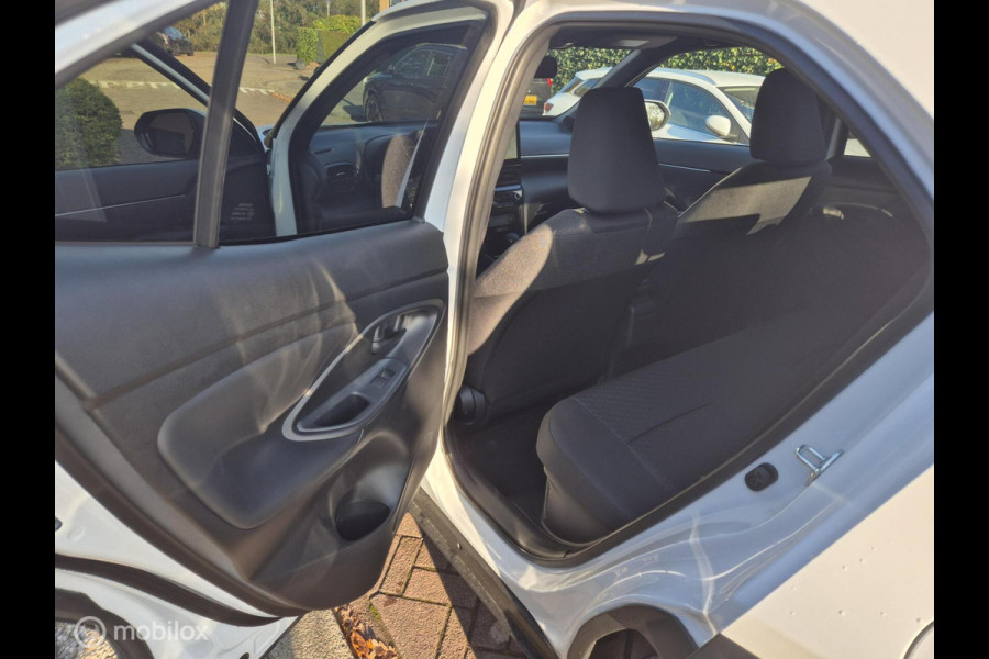 Toyota Yaris Cross 1.5 Hybrid 130 Teamplayer Winter+Safetypack