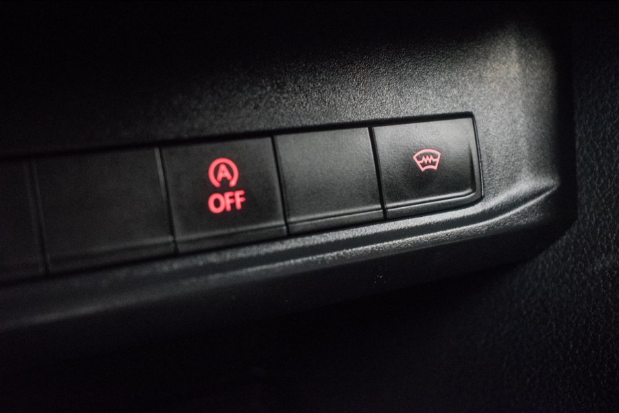 Volkswagen Caddy 2.0 TDI L1H1 BMT DSG ORG NL [ Carplay Vaste Wand ALUCA Nieuwe DB-Riem Parkeersensoren Cruise Control ]