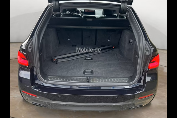 BMW 5 Serie Touring 530iA M-SPORT ** LASER, LEDER, NAVI+, PANORAMA, 20-INCH LMV, DRIV.ASS+ ** 1e eig - UNFALLFREI ** ** INFORMEER OOK NAAR ONZE AANTREKKELIJKE FINANCIAL-LEASE TARIEVEN **