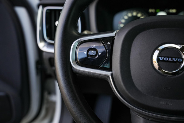 Volvo V60 Cross Country 2.0 B5 AWD Pro Adaptieve Cruise Keyless Memory 18''LM