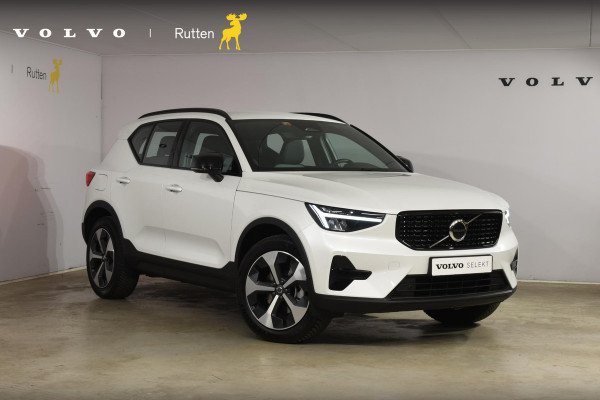 Volvo XC40 B4 211PK automaat Plus Dark / Navigatie / Harman Kardon / Stuur & Stoelverwarming / 19" Velgen / Trekhaak / Elektrische stoelverst. met geheugen