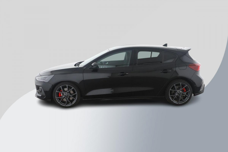 Ford Focus 2.3 EcoBoost ST-3 | 280pk Automaat |  Performance Pack | AGR-stoelen | Winter Pack | Adaptive cruise control | Head up Display | Camera