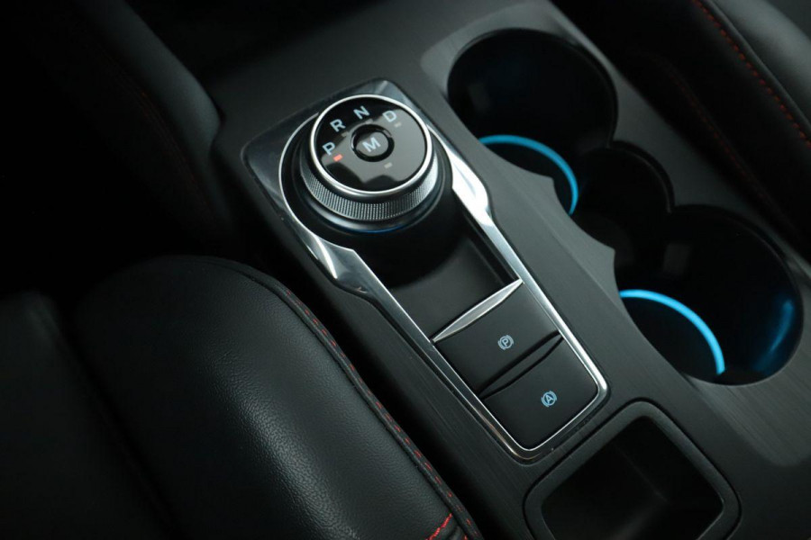 Ford Focus 2.3 EcoBoost ST-3 | 280pk Automaat |  Performance Pack | AGR-stoelen | Winter Pack | Adaptive cruise control | Head up Display | Camera