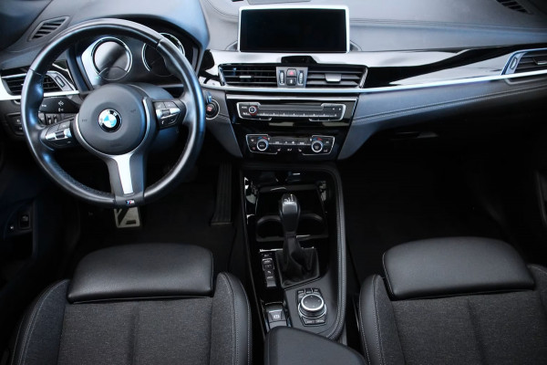 BMW X1 xDrive25e M-SPORT ** LED, NAVI+, PANORAMA, 19-inch LMV, SHADOW-LINE ** UNFALLFREI - Vol.Dealer Onderh.** ** INFORMEER OOK NAAR ONZE AANTREKKELIJKE FINANCIAL-LEASE TARIEVEN **
