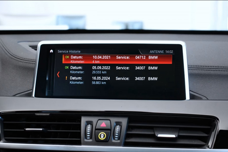 BMW X1 xDrive25e M-SPORT ** LED, NAVI+, PANORAMA, 19-inch LMV, SHADOW-LINE ** UNFALLFREI - Vol.Dealer Onderh.** ** INFORMEER OOK NAAR ONZE AANTREKKELIJKE FINANCIAL-LEASE TARIEVEN **