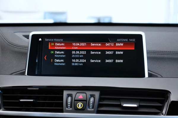 BMW X1 xDrive25e M-SPORT ** LED, NAVI+, PANORAMA, 19-inch LMV, SHADOW-LINE ** UNFALLFREI - Vol.Dealer Onderh.** ** INFORMEER OOK NAAR ONZE AANTREKKELIJKE FINANCIAL-LEASE TARIEVEN **
