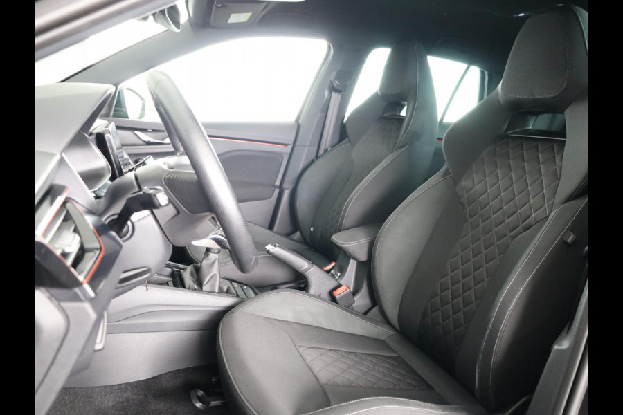 Škoda SCALA Sport Business 1.0 81 kW / 110 pk TSI Verlengde garantie | Navigatie via App | Parkeersensoren | LED koplampen | Apple Carplay/Android Auto |