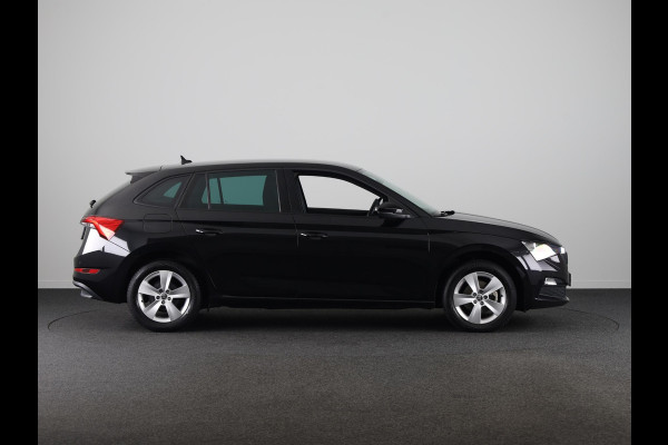 Škoda SCALA Sport Business 1.0 81 kW / 110 pk TSI Verlengde garantie | Navigatie via App | Parkeersensoren | LED koplampen | Apple Carplay/Android Auto |