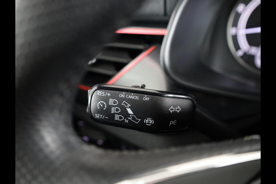 Škoda SCALA Sport Business 1.0 81 kW / 110 pk TSI Verlengde garantie | Navigatie via App | Parkeersensoren | LED koplampen | Apple Carplay/Android Auto |