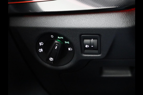 Škoda SCALA Sport Business 1.0 81 kW / 110 pk TSI Verlengde garantie | Navigatie via App | Parkeersensoren | LED koplampen | Apple Carplay/Android Auto |