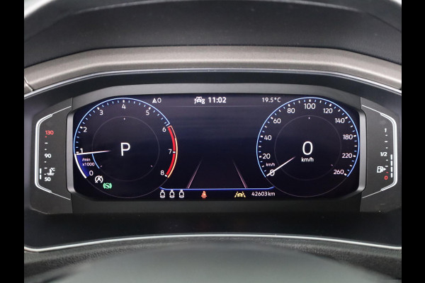 Volkswagen T-Roc 1.5 TSI Sport 150 PK DSG | Navigatie | Lederen bekleding | Parkeercamera | Keyless entry |