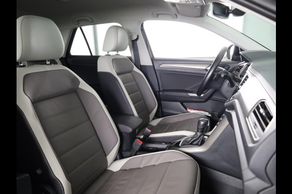 Volkswagen T-Roc 1.5 TSI Sport 150 PK DSG | Navigatie | Lederen bekleding | Parkeercamera | Keyless entry |