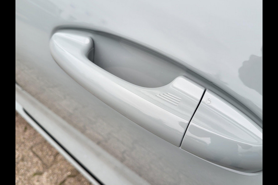 Ford Puma 1.0 EcoBoost Hybrid ST-Line X 155pk Automaat |  Panoramadak | Afneembare trekhaak | Winter Pack | Adaptive cruise control | 360 graden camera | Bang&Olufsen | Elektrsiche achterklep | Matrix LED