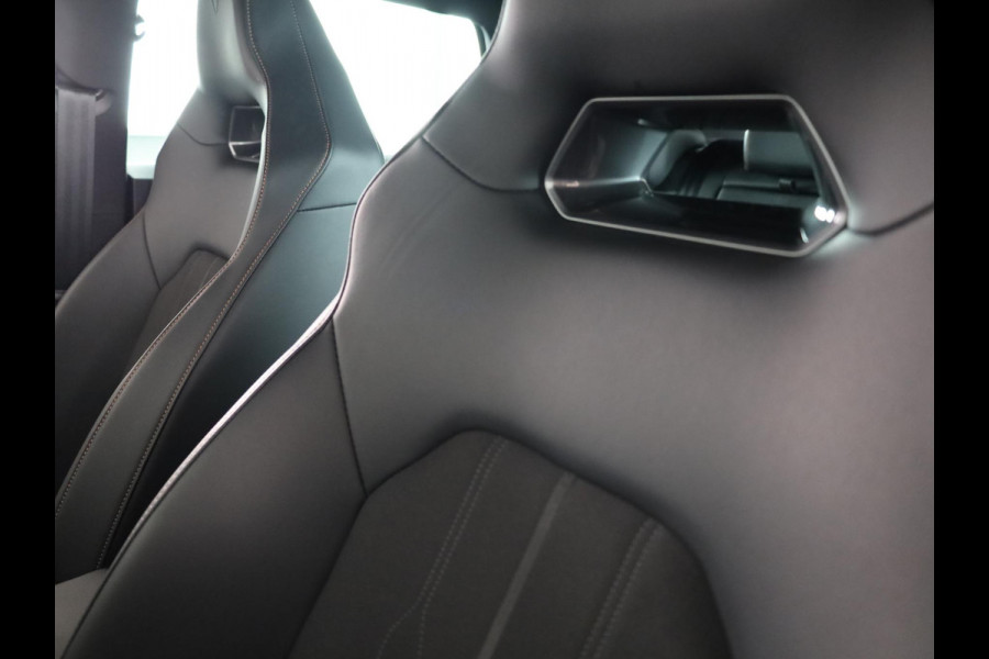 CUPRA Leon Sportstourer 1.4 TSI eHybrid PHEV FR Business Intense 204 pk Automaat | Navigatie | Parkeersensoren (Park assist) | Achteruitrijcamera | Adaptieve cruise control | Stoelverwarming |