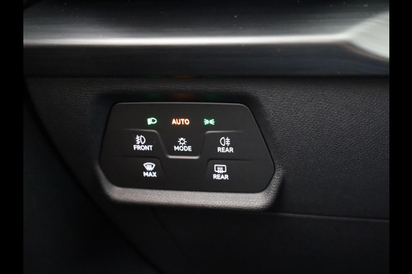CUPRA Leon Sportstourer 1.4 TSI eHybrid PHEV FR Business Intense 204 pk Automaat | Navigatie | Parkeersensoren (Park assist) | Achteruitrijcamera | Adaptieve cruise control | Stoelverwarming |