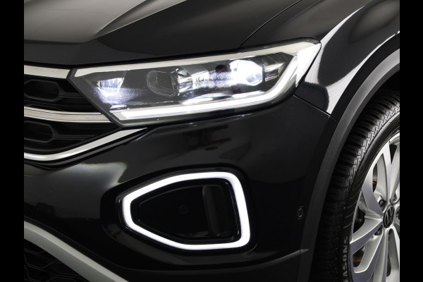 Volkswagen T-Roc 1.5 TSI Style 150 PK DSG | Private lease vanaf € 609,- pm | Trekhaak afneembaar | Navigatie | Stoel verwarming en massage | Leer/Alcantara |