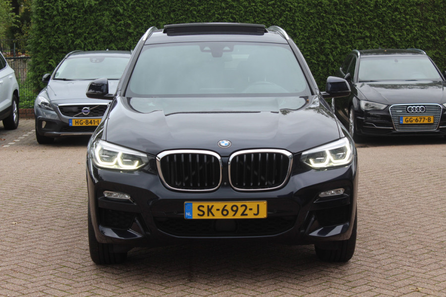 BMW X3 xDrive20d High Exe. M Sport / Panoramadak / 360Camera / Head-up / 20'' / Leder / Harman Kardon / Keyless / Navigatie / DAB / Dodehoek / Stoelverwarming / ACC