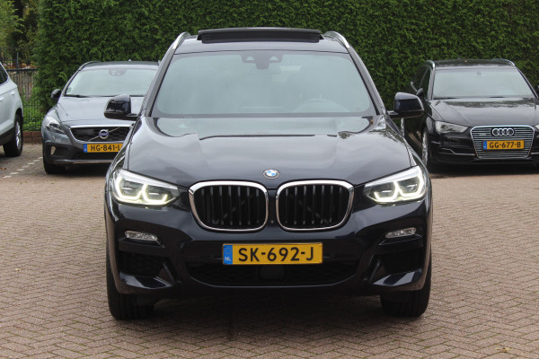 BMW X3 xDrive20d High Exe. M Sport / Panoramadak / 360Camera / Head-up / 20'' / Leder / Harman Kardon / Keyless / Navigatie / DAB / Dodehoek / Stoelverwarming / ACC
