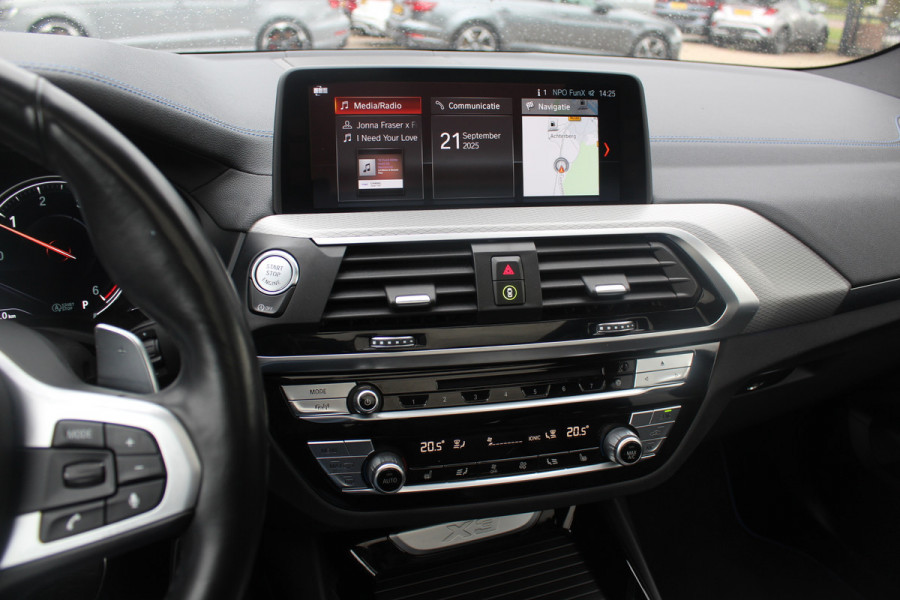 BMW X3 xDrive20d High Exe. M Sport / Panoramadak / 360Camera / Head-up / 20'' / Leder / Harman Kardon / Keyless / Navigatie / DAB / Dodehoek / Stoelverwarming / ACC