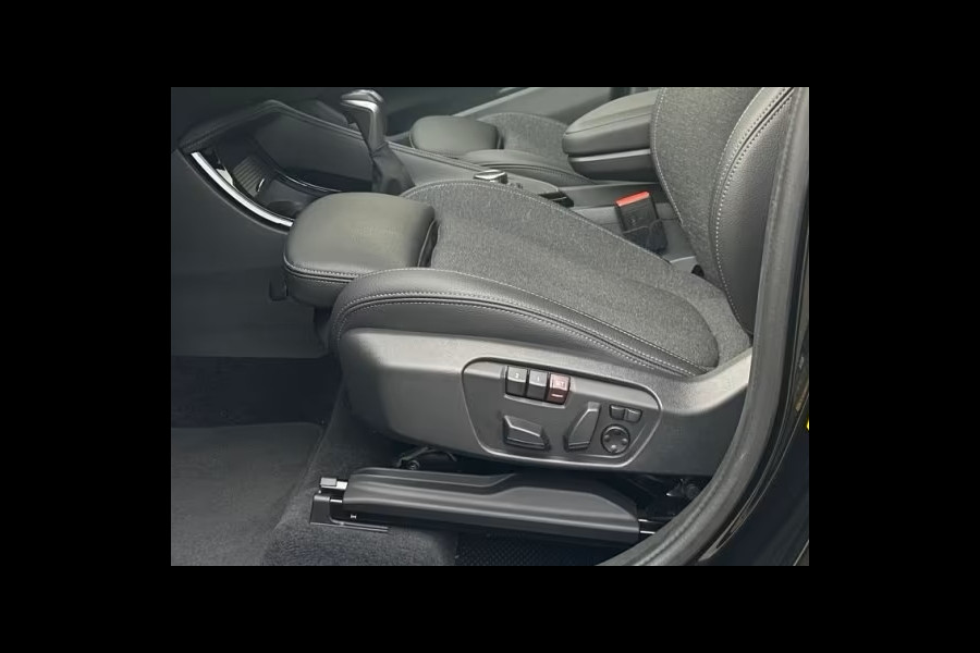 BMW X1 xDrive25e M-SPORT ** LED, NAVI+, PANORAMA, MEM, 19-inch LMV, H&K, HuD ** UNFALLFREI - Vol.Dealer Onderh.** ** INFORMEER OOK NAAR ONZE AANTREKKELIJKE FINANCIAL-LEASE TARIEVEN **