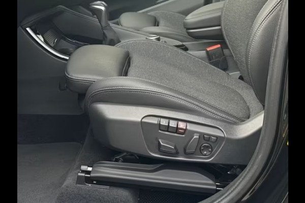 BMW X1 xDrive25e M-SPORT ** LED, NAVI+, PANORAMA, MEM, 19-inch LMV, H&K, HuD ** UNFALLFREI - Vol.Dealer Onderh.** ** INFORMEER OOK NAAR ONZE AANTREKKELIJKE FINANCIAL-LEASE TARIEVEN **