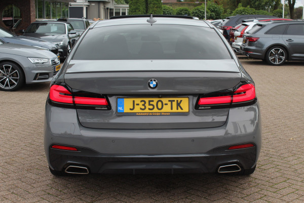 BMW 5 Serie 530i High Executive Edition / Schuifdak / 360Camera / 20'' / Keyless / Laser LED / Harman Kardon / Leder / Navigatie / Stuurverwarming / Dodehoek /