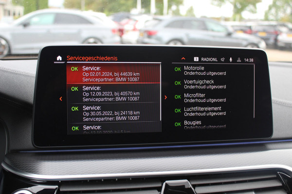 BMW 5 Serie 530i High Executive Edition / Schuifdak / 360Camera / 20'' / Keyless / Laser LED / Harman Kardon / Leder / Navigatie / Stuurverwarming / Dodehoek /