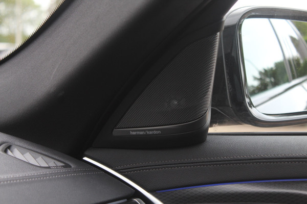 BMW 5 Serie 530i High Executive Edition / Schuifdak / 360Camera / 20'' / Keyless / Laser LED / Harman Kardon / Leder / Navigatie / Stuurverwarming / Dodehoek /