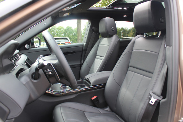 Land Rover Range Rover Evoque 1.5 P270e PHEV AWD Autobiography / Panoramadak / 360Camera / Luxe Leder / 20'' / Meridian / Keyless / Sfeerverlichting / Dodehoek / DAB / ACC / Stoelverwarming 4x / Stuurverwarming